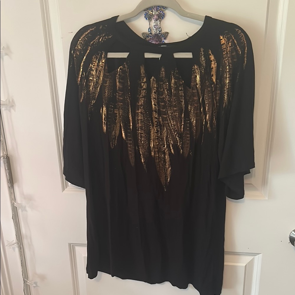 Elegant Black and Gold Women's Top